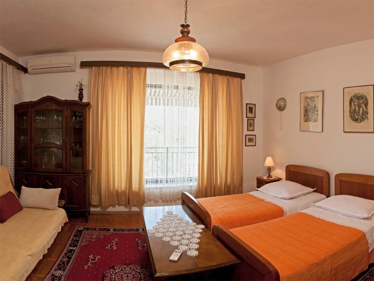 Apartments-Curkovic Traù Esterno foto